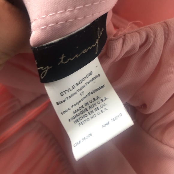 (SOLD)Women long dress - Picture 5 of 5